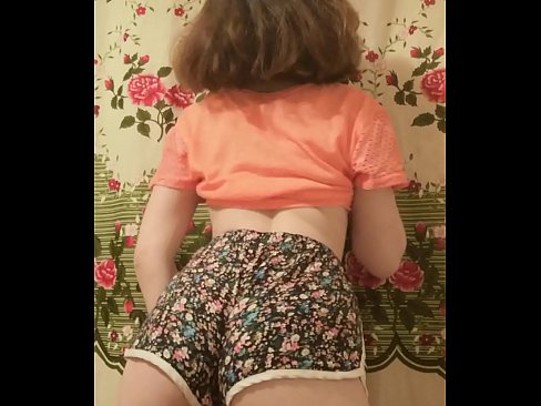 ❤️ Seksi mlada bejba se pred kamero sleče s kratkih hlač ❤ Kvalitetni seks na porno sl.tusar.top ☑